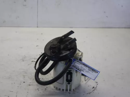 Benzinepomp-7882117