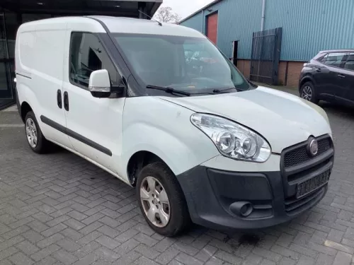 Draagarm onder rechts-voor-8162826