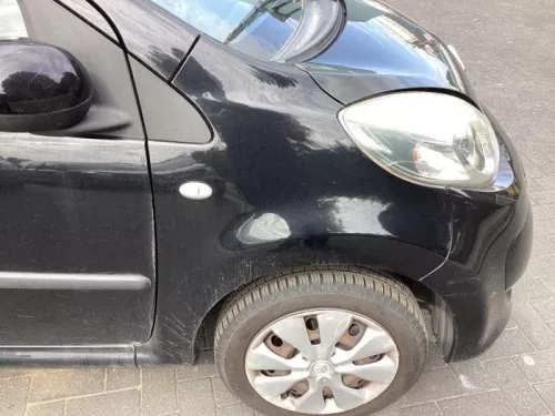 Scherm rechts-voor-8366787