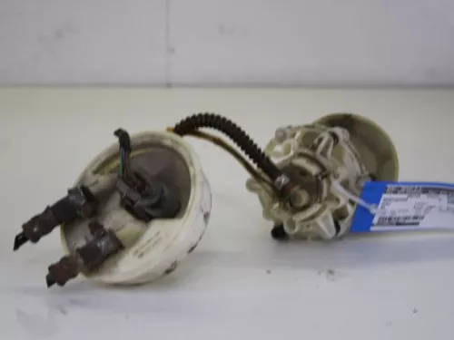 Benzinepomp-7884007