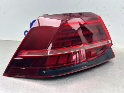 Achterlicht links-8372211