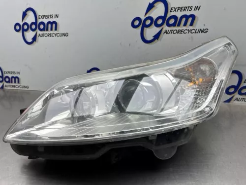 Koplamp links-8372980