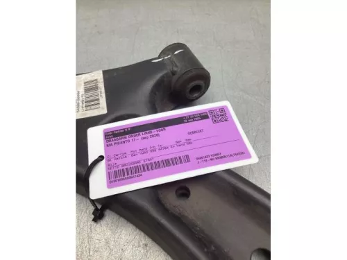 Draagarm onder links-voor-8330366