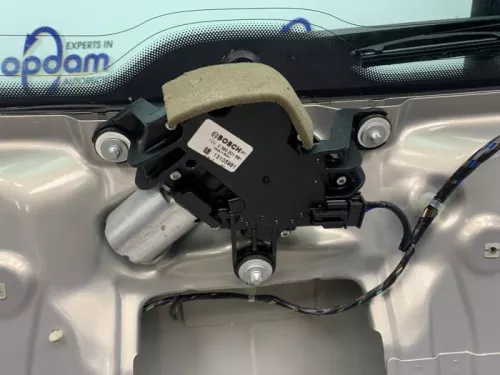 Ruitenwissermotor achter-8372600