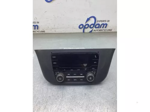 Radio-8093649 Radio-8093649