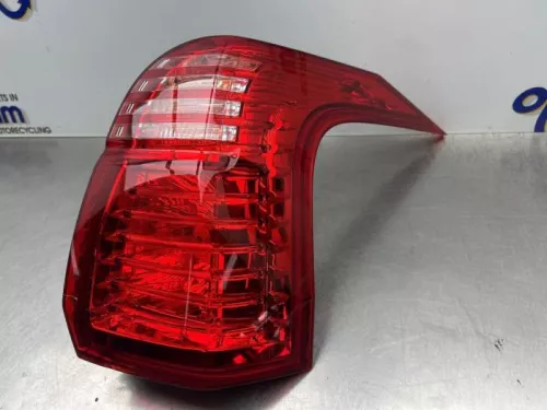 Achterlicht rechts-8251101