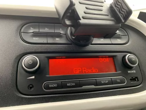 Radio-8370268