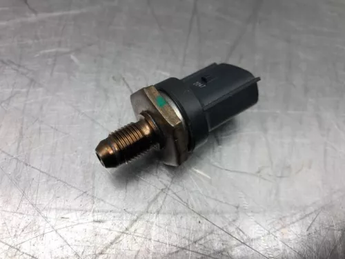 Brandstofdruk sensor- (17769870)