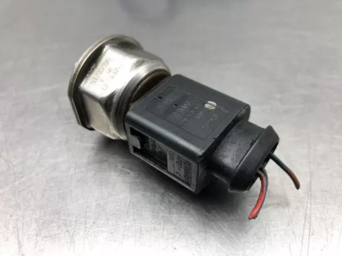 Brandstofdruk sensor-8222342 (21577511)