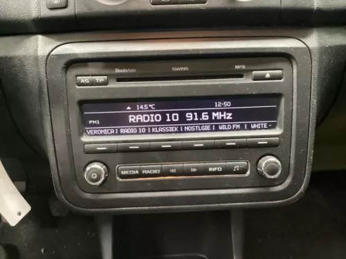 Radio CD Speler-8251817