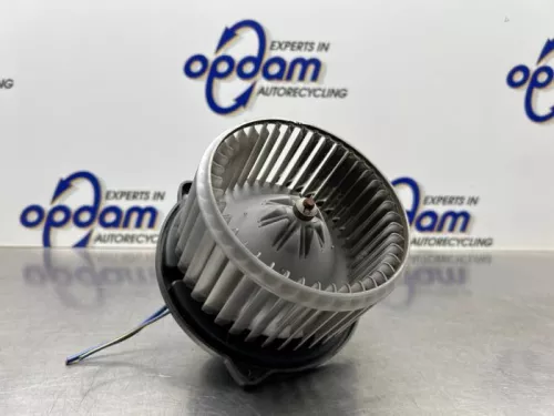 Kachel Ventilatiemotor-8387344 Kachel Ventilatiemotor-8387344