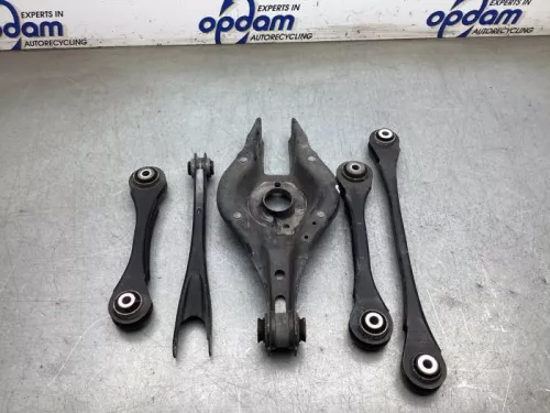 Draagarm rechts-achter-8044246