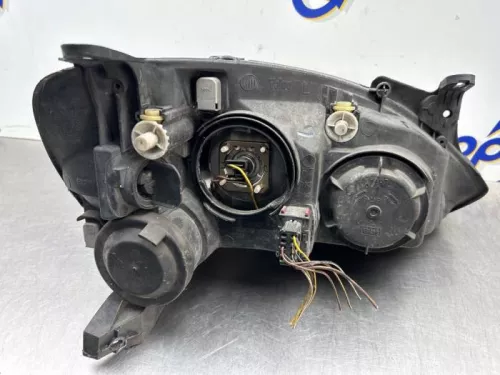 Koplamp links-8364202