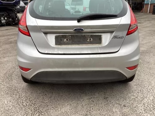 Achterbumper-8412173