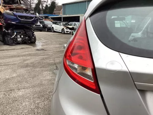 Achterlicht links-8412173