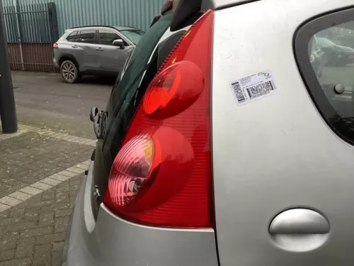 Achterlicht rechts-8413484