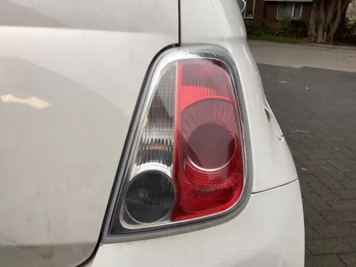 Achterlicht rechts-8412009