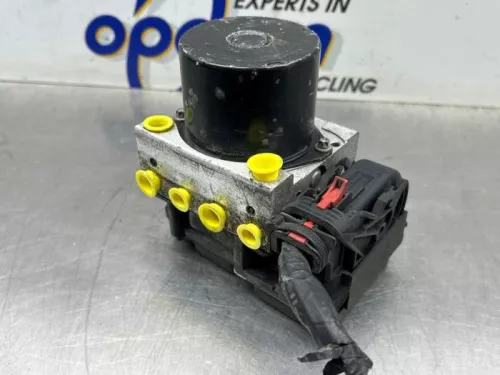ABS Pomp-8427263