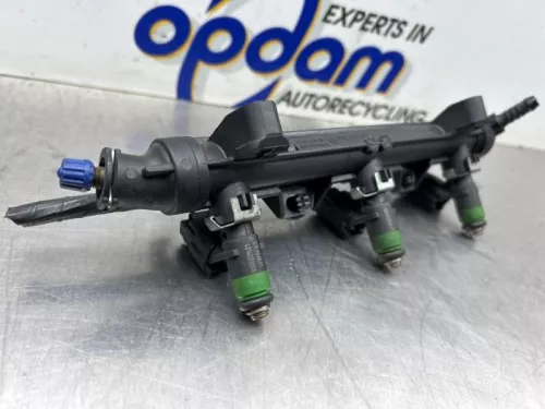 Injector (benzine injectie)-8427263