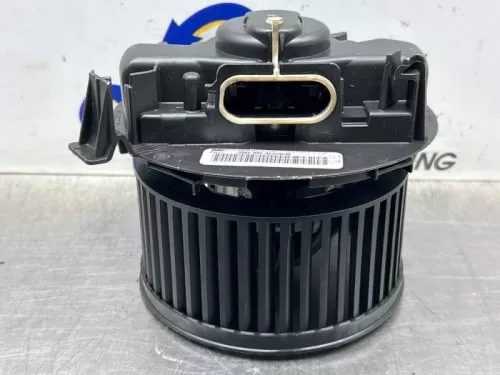 Kachel Ventilatiemotor-8408753