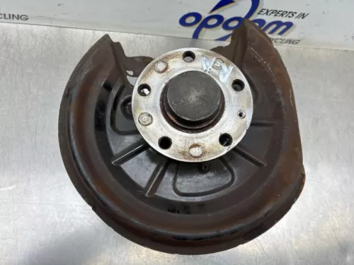 Fusee rechts-achter-8395116