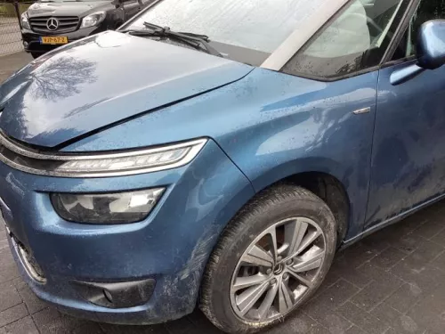 Scherm links-voor-8437009