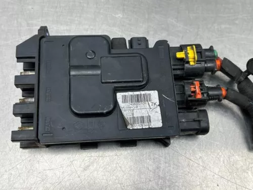 Stroomverdeler-8410052