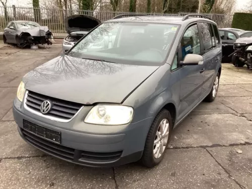 Voorbumper-8407498