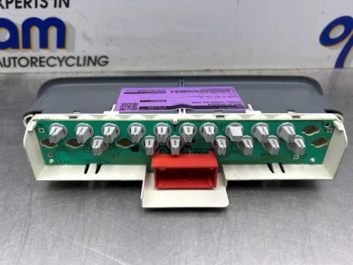 Display Interieur-8444677