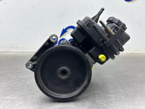 Stuurbekrachtiging Pomp-8439696