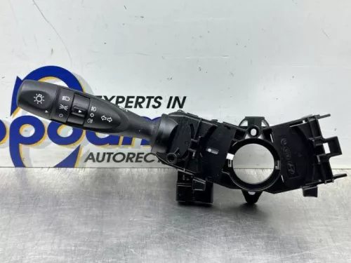 Richtingaanwijzer Schakelaar-8428066