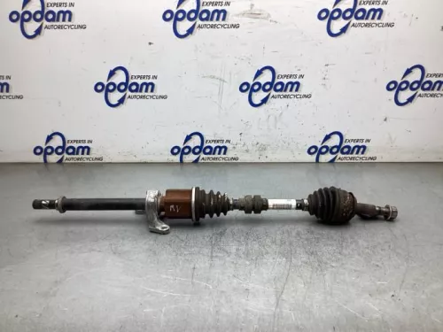 Aandrijfas rechts-voor-8327830