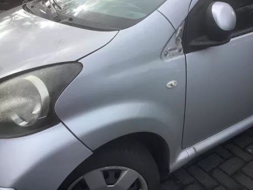 Scherm links-voor-8438148