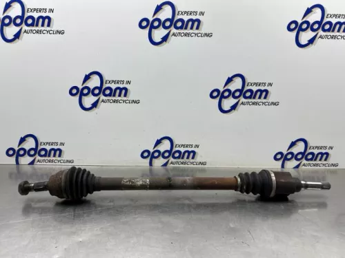 Aandrijfas rechts-voor-8440636