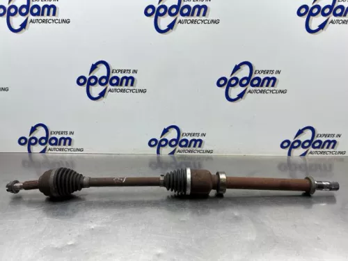 Aandrijfas rechts-voor-8357940