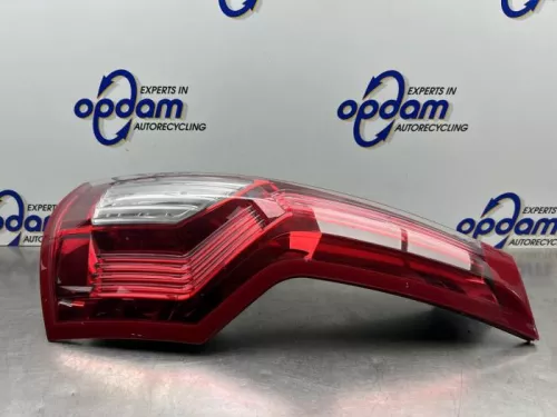 Achterlicht rechts-8435295