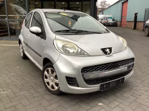 Fusee rechts-voor-8413484