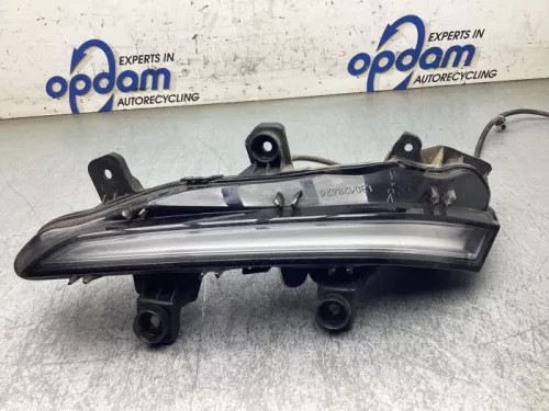 Dagrijverlichting rechts-8443037