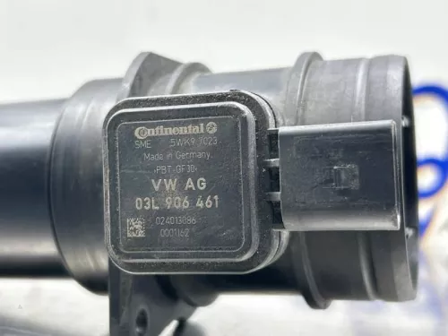 Luchtmassameter-8388741