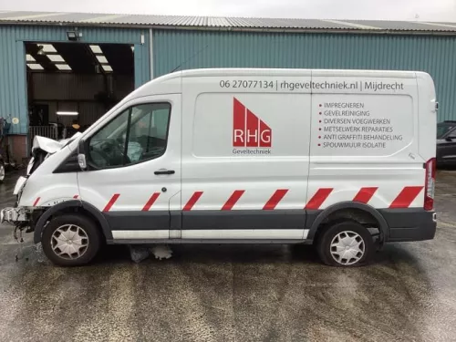 Scherm links-voor-8418129