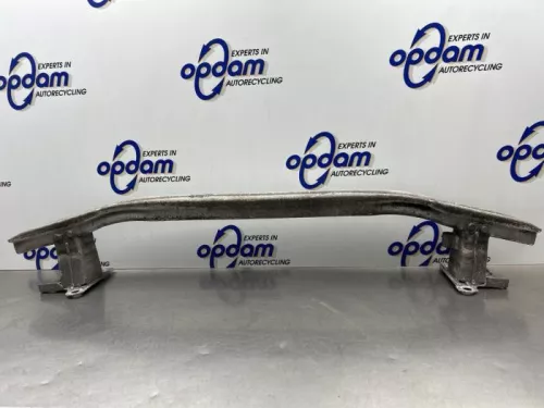 Bumperframe voor-8358392