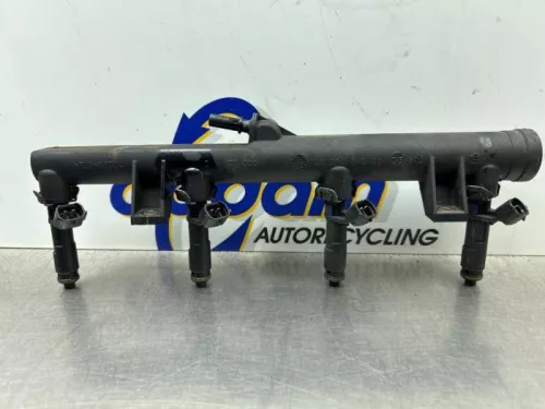 Injector (benzine injectie)-8362882