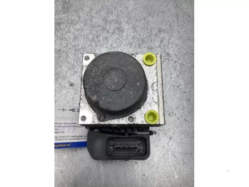 ABS Pomp-8415368