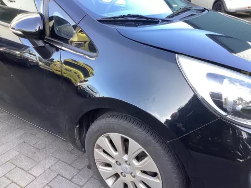 Scherm rechts-voor-8478208
