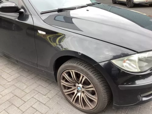 Scherm rechts-voor-8476395