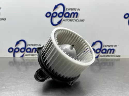 Kachel Ventilatiemotor-8372991