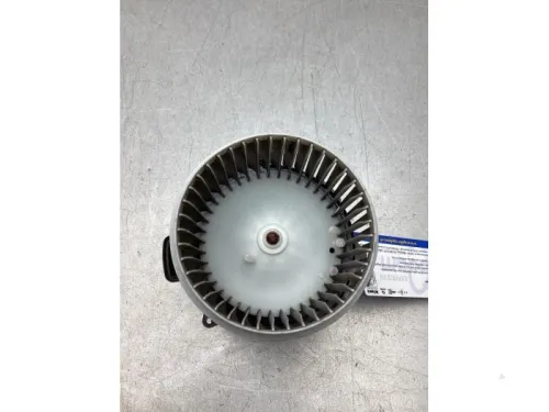 Kachel Ventilatiemotor-8143530