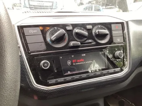 Radio-8487065
