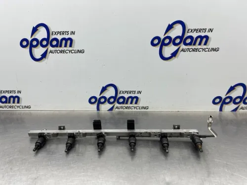 Injector (benzine injectie)-8447418