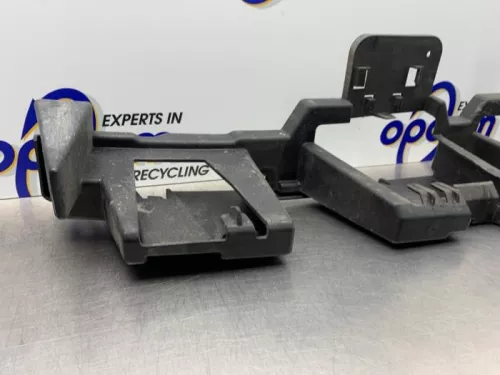 Bumperframe achter-8239615 (21434358)